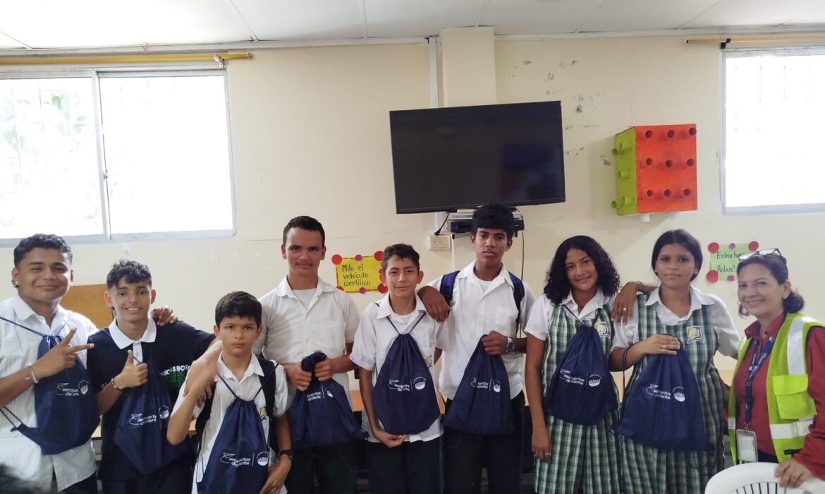 Comprometidos con la educación y el bienestar de nuestras comunidades