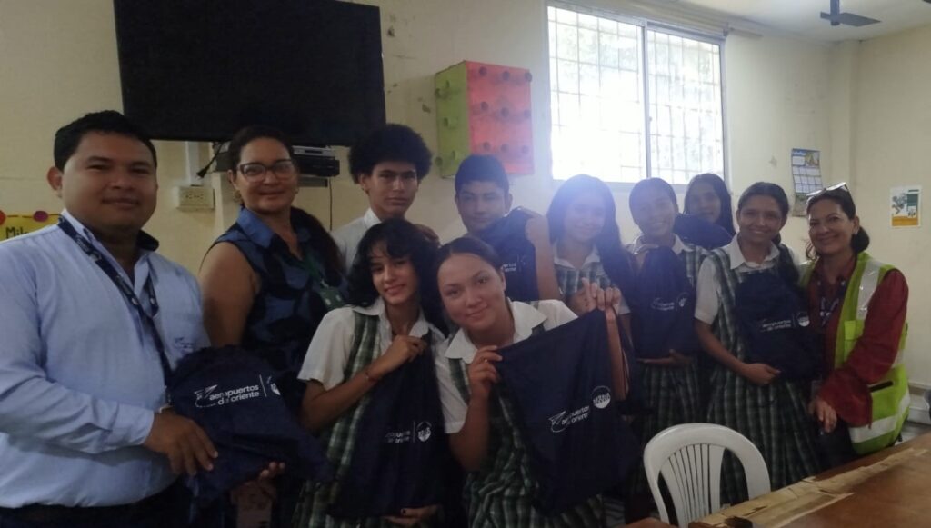 20250526 ENTREGA KIT ESCOLARES 3